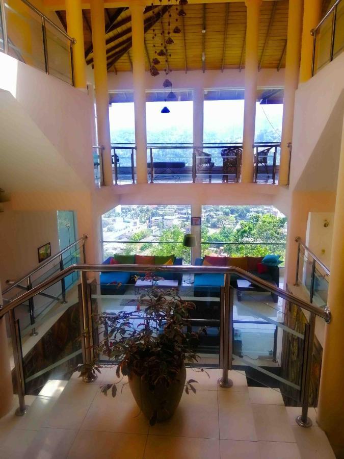 Sky Valley Hotel Kandy Exterior foto